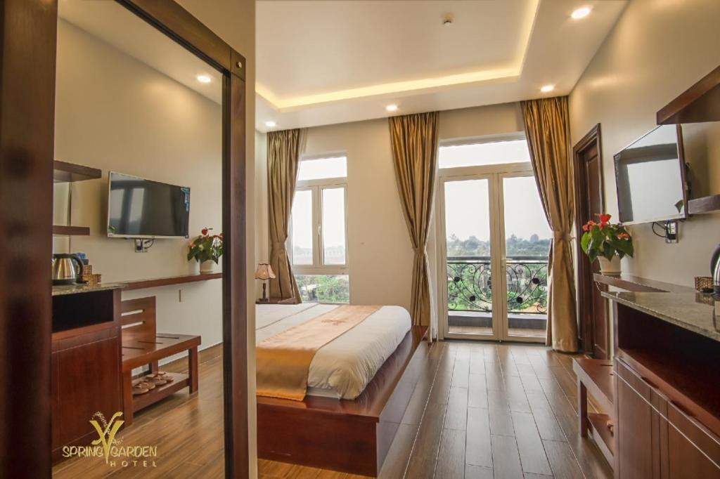 Spring Garden Hotel Lk Long Khanh Extérieur photo