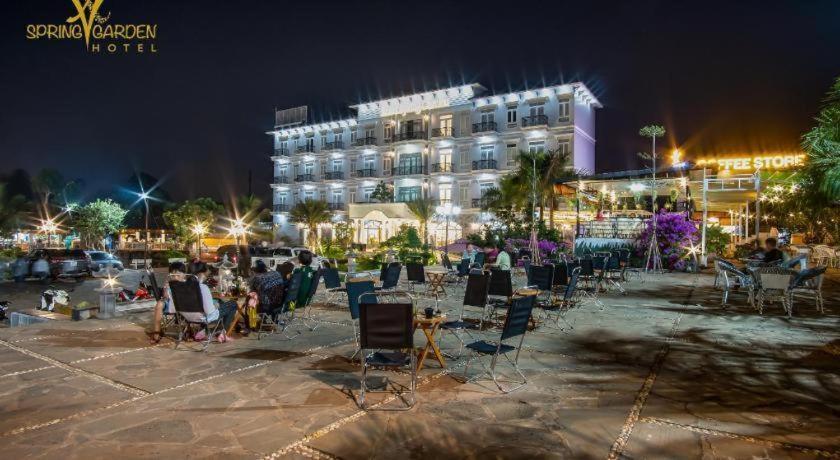 Spring Garden Hotel Lk Long Khanh Extérieur photo